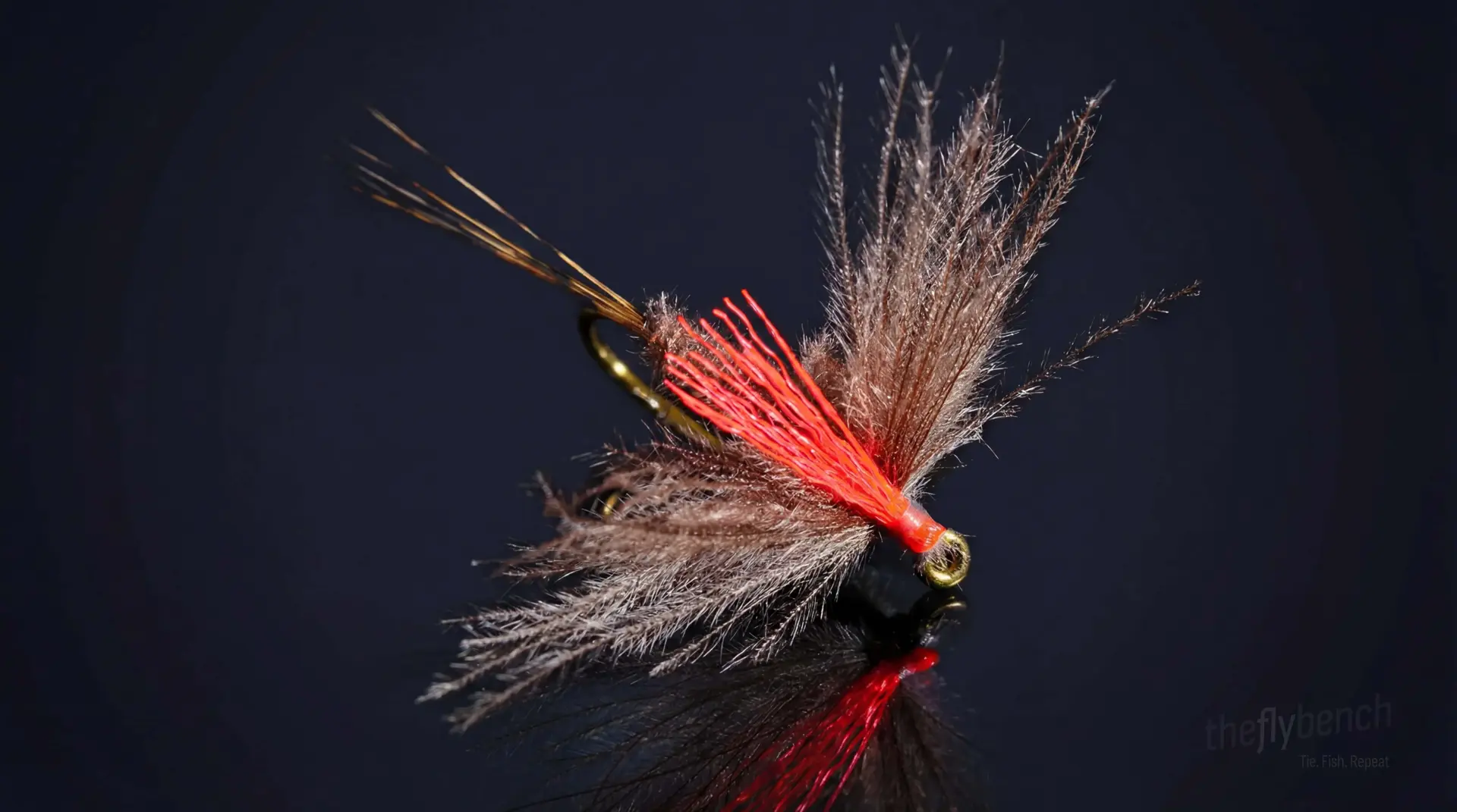Antonio's Mayfly Adult fly pattern - imitates Mayflies tied for Trout
