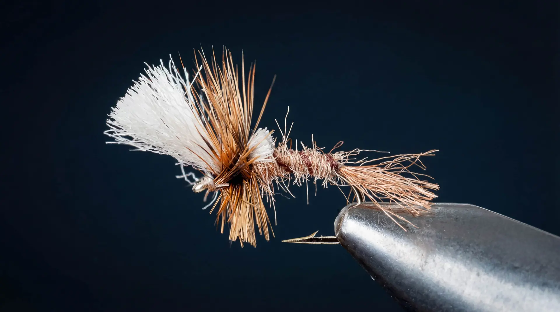 Drake Mackerel Cripple fly pattern - imitates Mayflies tied for Trout