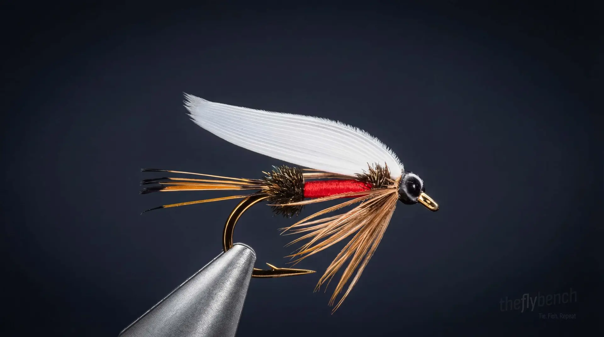 Royal Coachman fly pattern - imitates Mayflies, Caddis tied for Trout