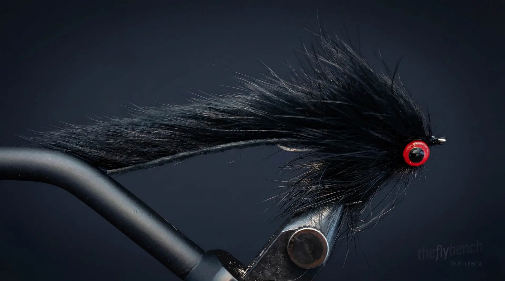 Schultzy's Red Eye Leech fly pattern - imitates Leeches, Baitfish tied for Smallmouth Bass, Trout, Steelhead