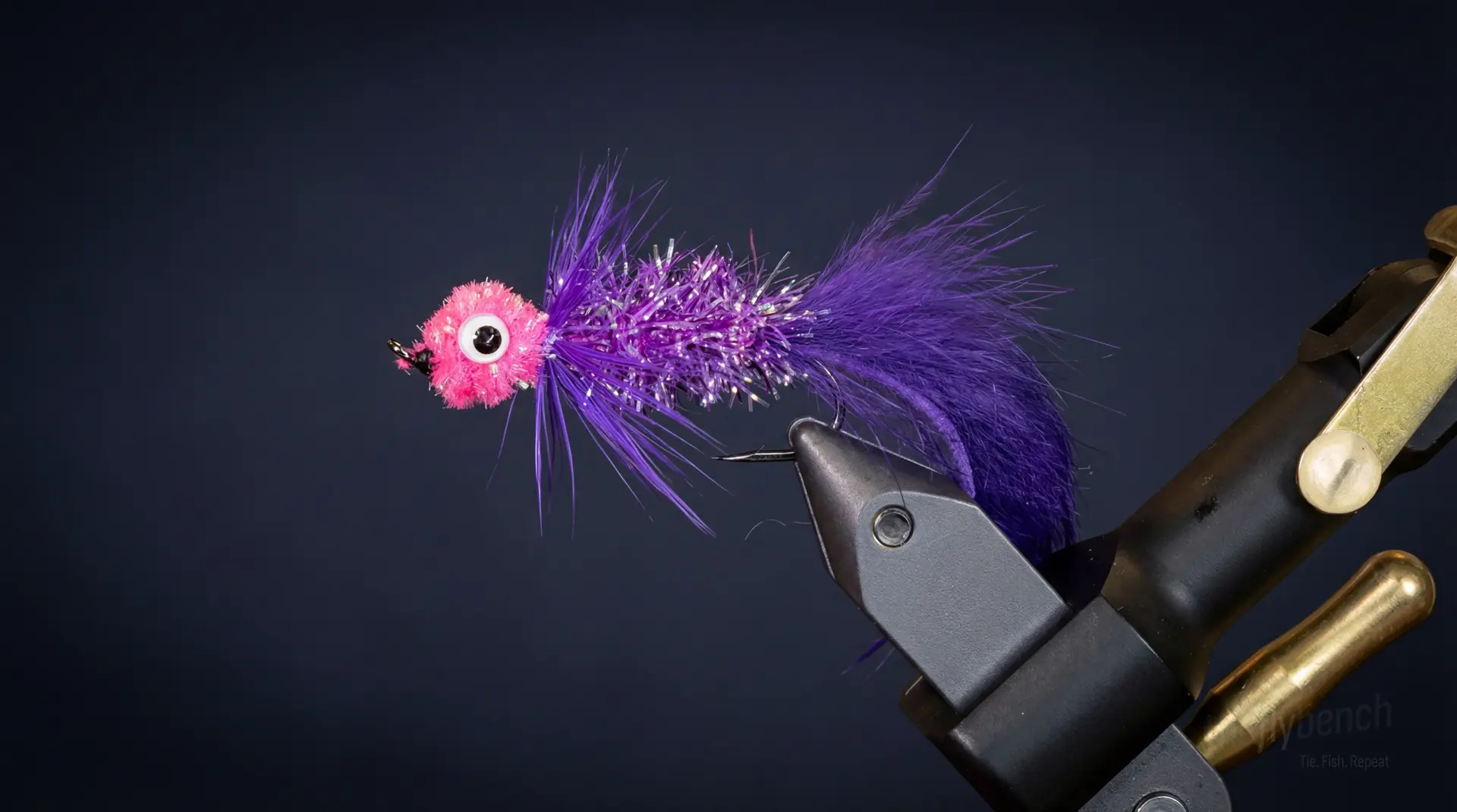 Starlight Leech fly pattern - imitates Leeches tied for Steelhead, Salmon