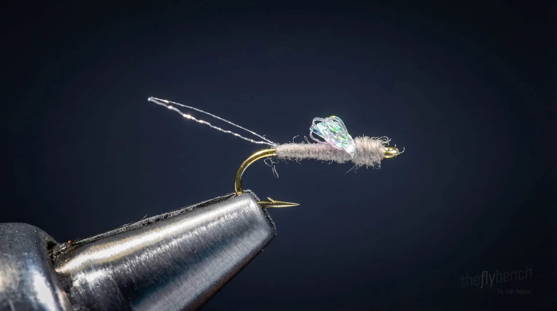 Sparkle Wing RS2 fly pattern - imitates Mayflies, Baetis, Midges, Emergers tied for Trout