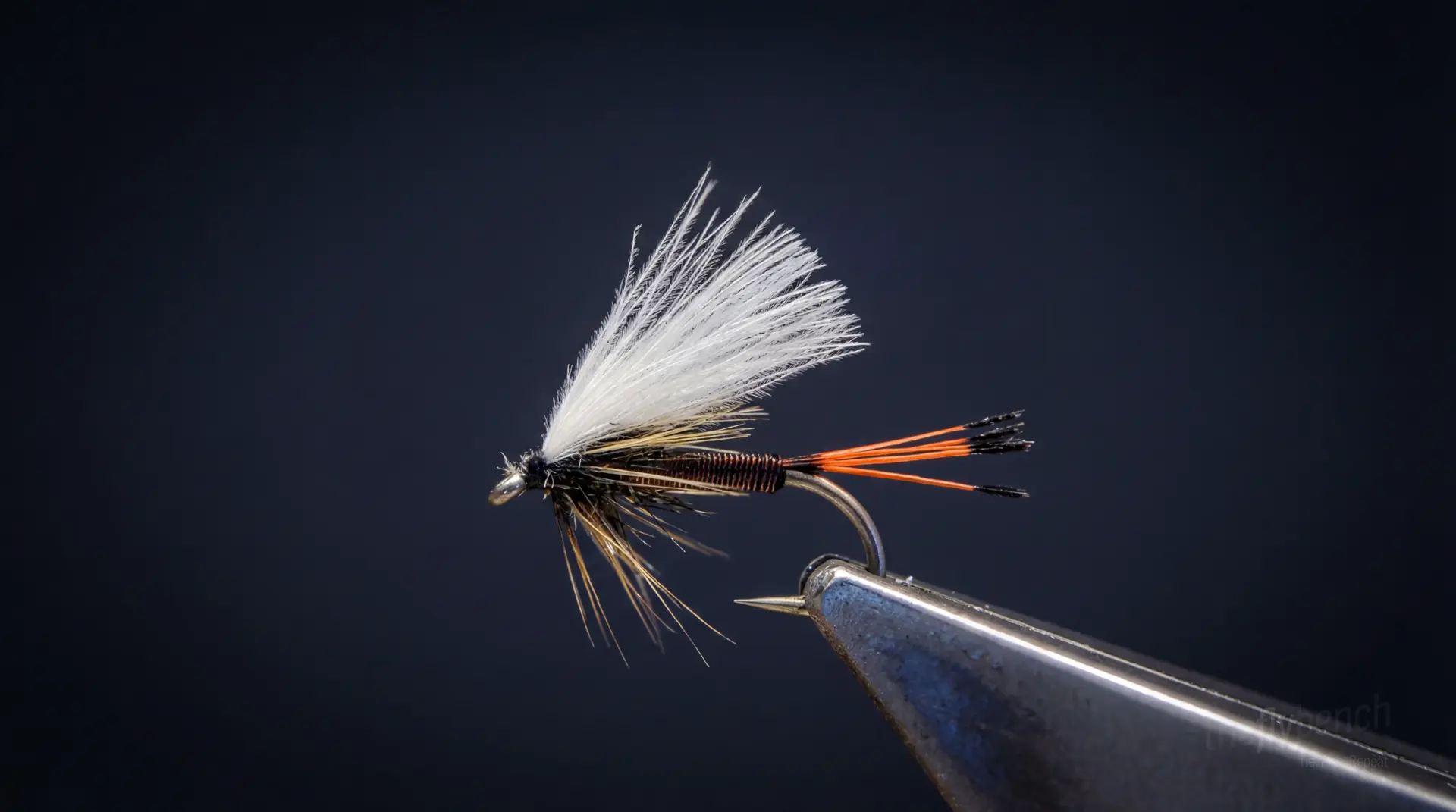 Wet-wire Royal Coachmen fly pattern - imitates Mayfly Nymphs tied for Trout