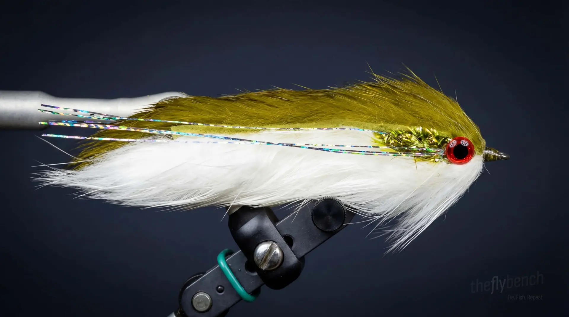 Double Bunny fly pattern - imitates Baitfish tied for Trout, Bass