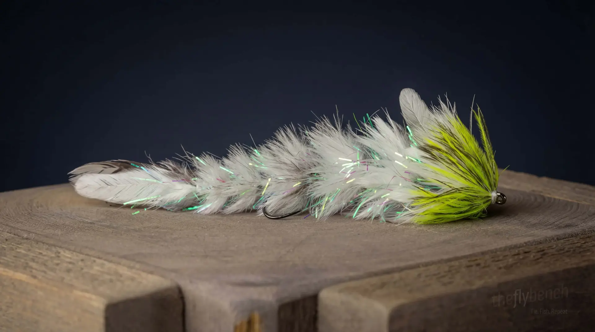Feathered Gamechanger fly pattern - imitates Baitfish tied for Bass, Pike, Musky