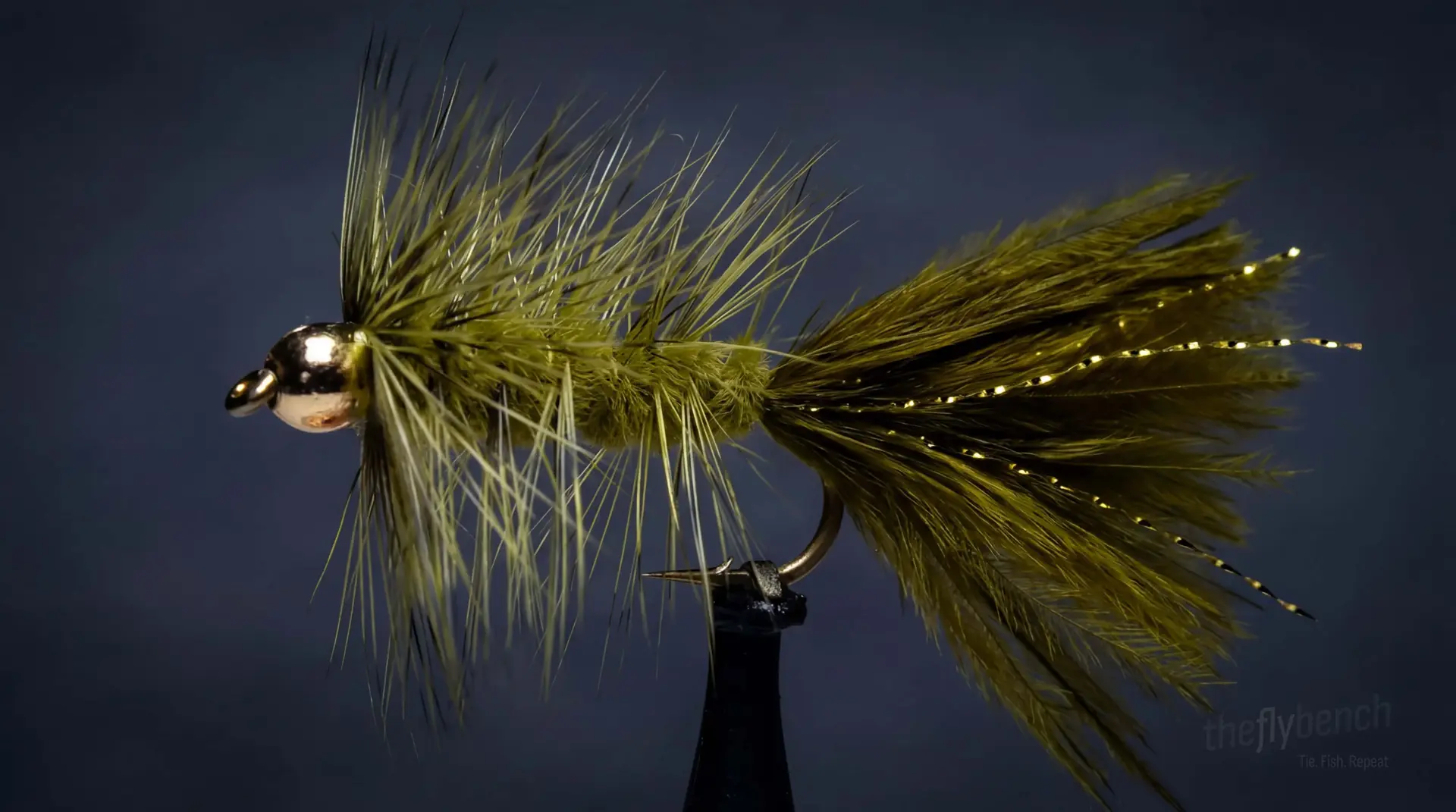 Olive Woolly Bugger fly pattern - imitates Baitfish, Leeches tied for Trout, Bass