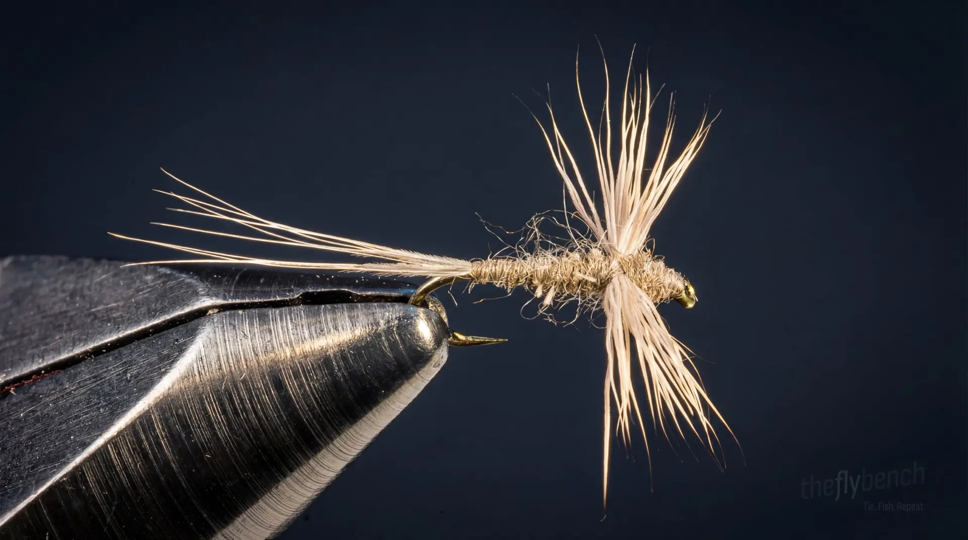 Deer Hair Spinner fly pattern - imitates Mayflies tied for Trout