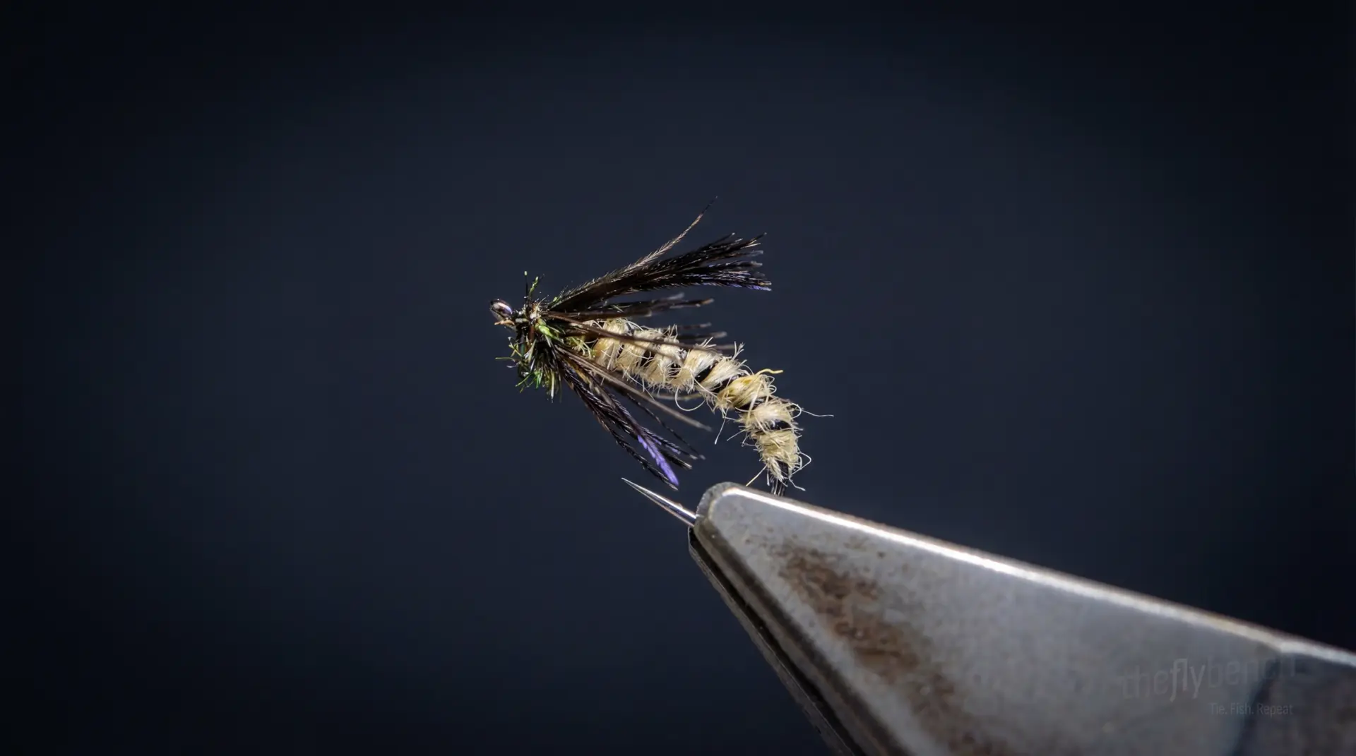 Grannom Pupa and Ovi-Grannom fly pattern - imitates Midges tied for Trout