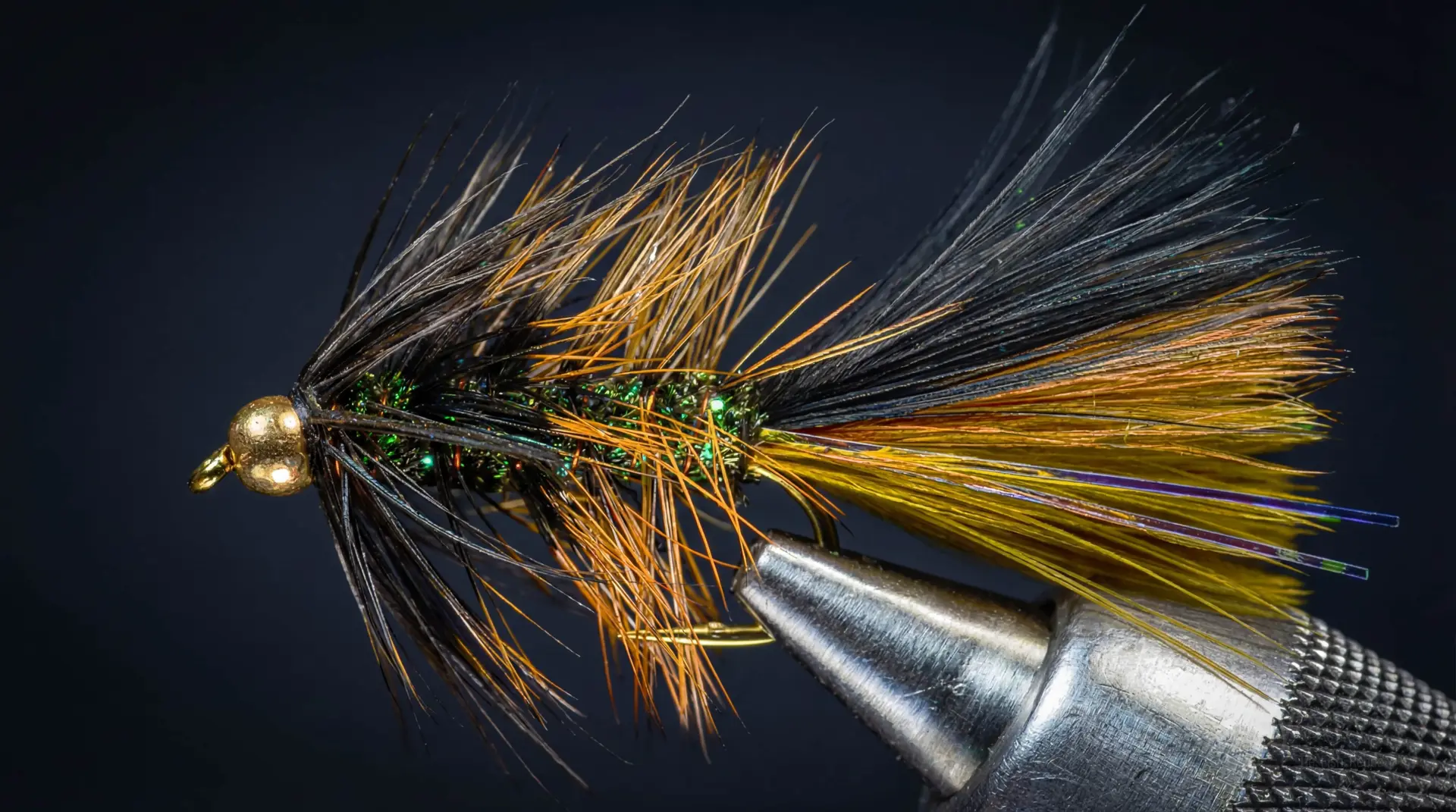 Thinmint Streamer fly pattern - imitates Baitfish, Leeches, Sculpins tied for Trout, Bass