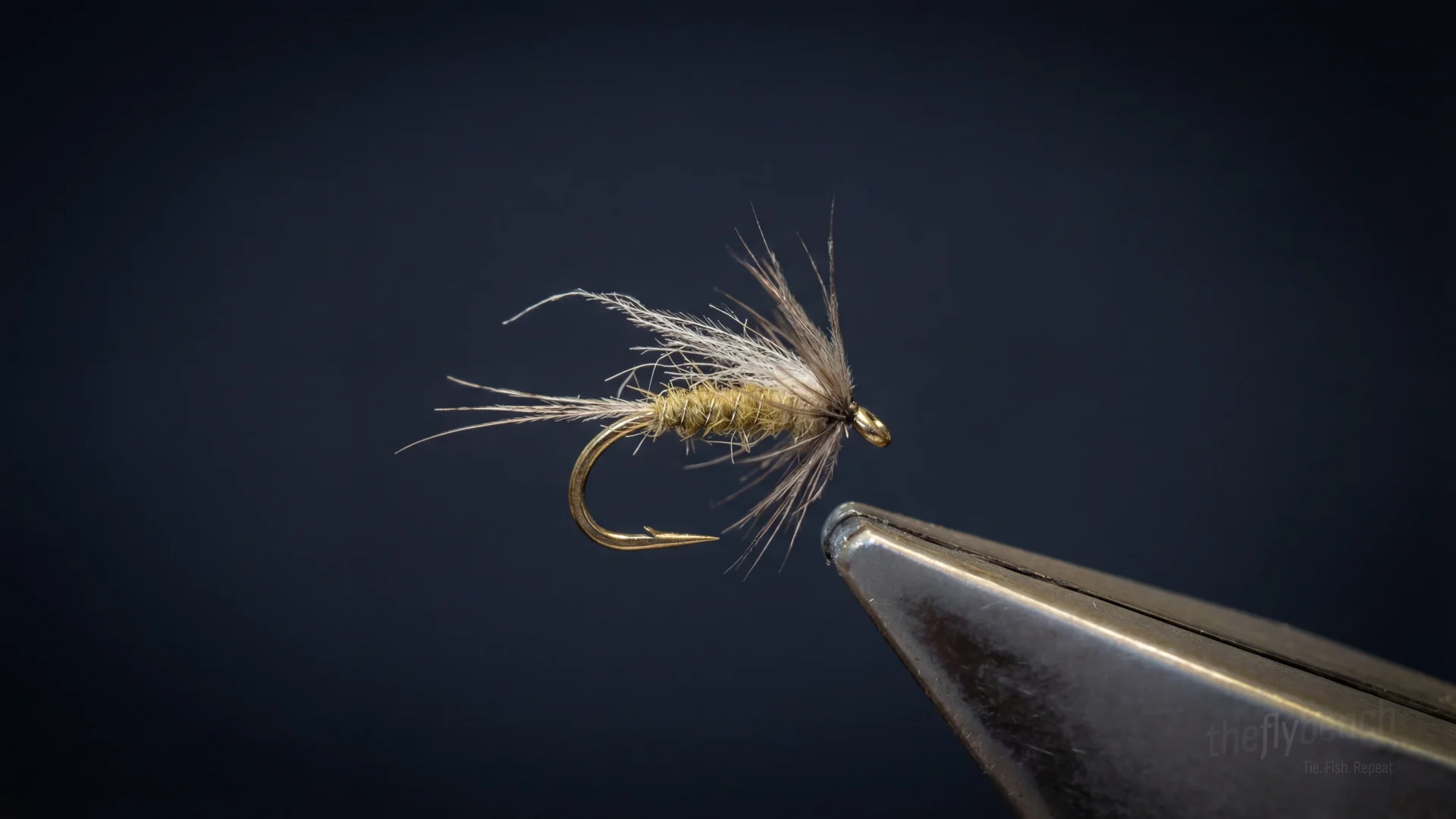 Diving Baetis fly pattern - imitates Mayflies tied for Trout