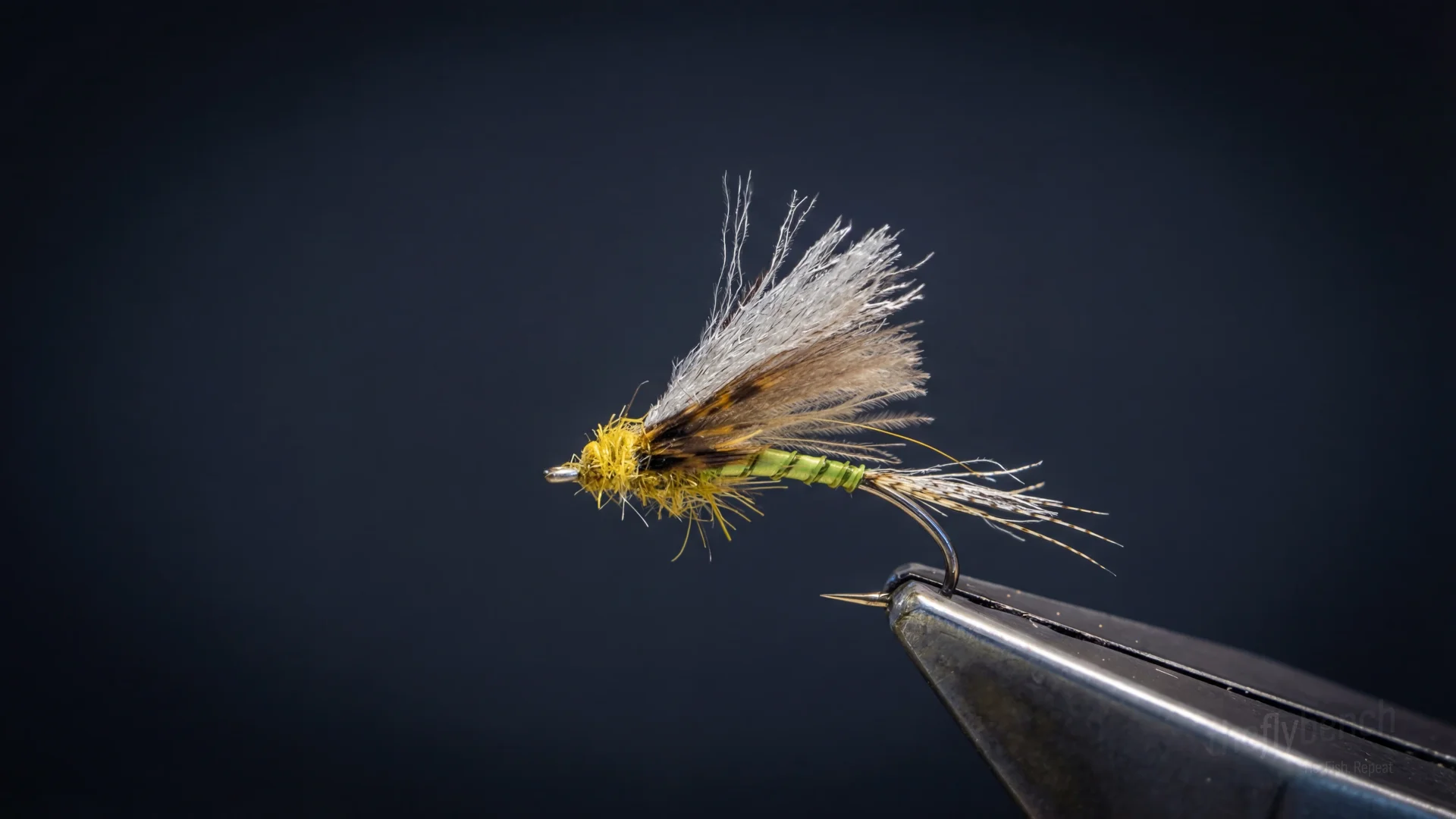 Flavio fly pattern - imitates Mayflies, Caddis tied for Trout