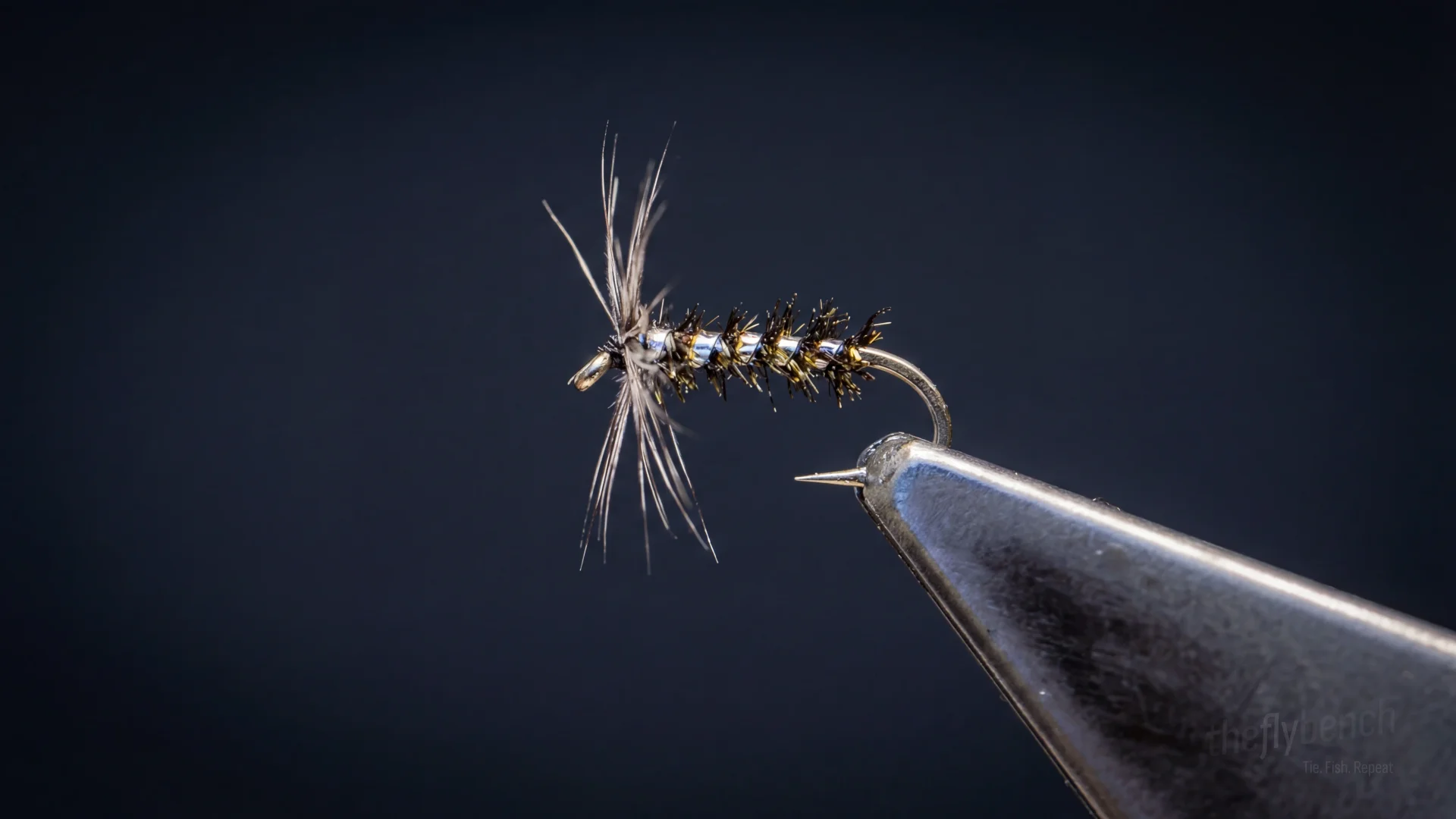 Jacobpattern fly pattern - imitates Mayflies, Caddis tied for Trout