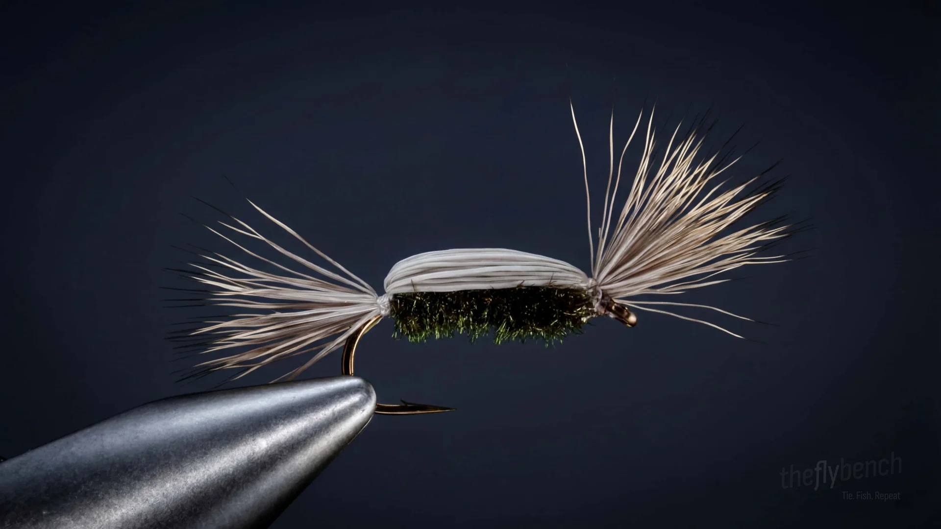 Tom Thumb fly pattern - imitates Mayflies, Caddis tied for Trout, Grayling