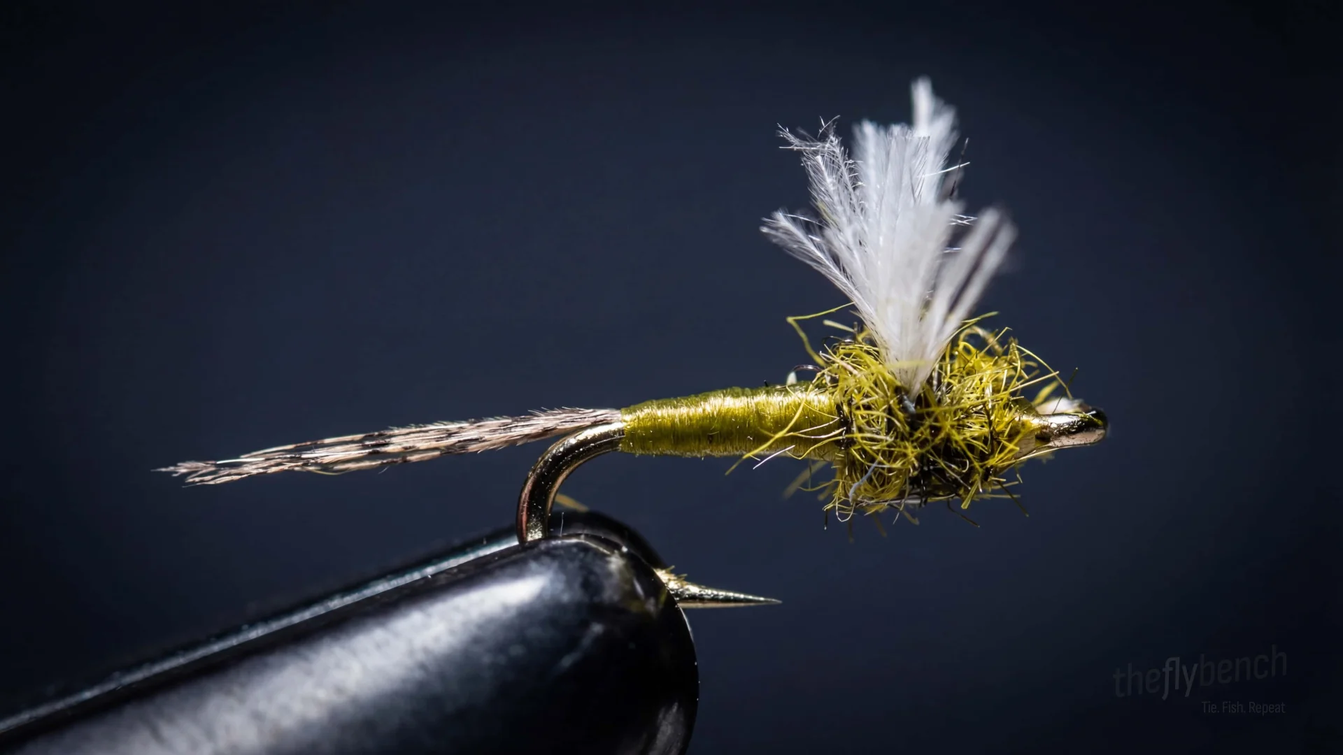 Tuft and Tail fly pattern - imitates Mayflies tied for Trout