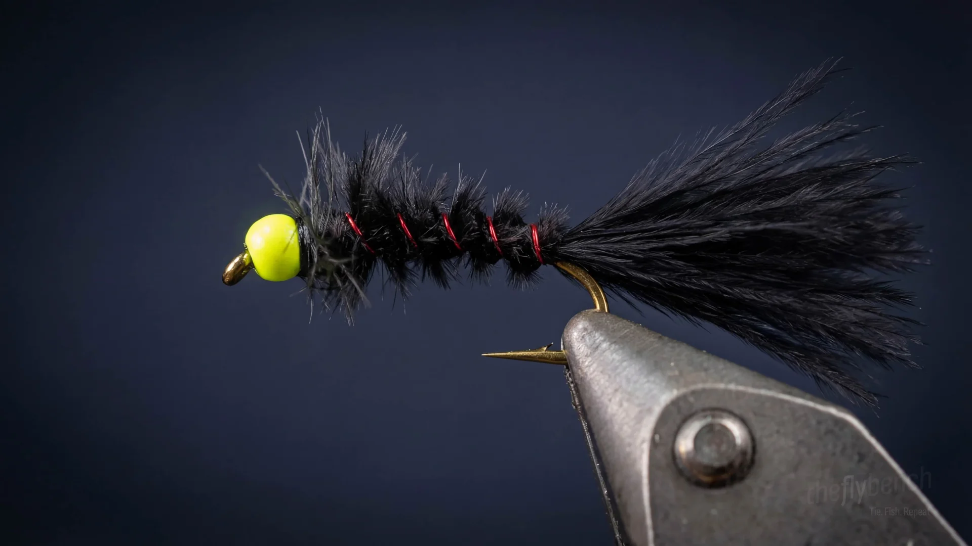 M&M Black Leech fly pattern - imitates Leeches tied for Trout