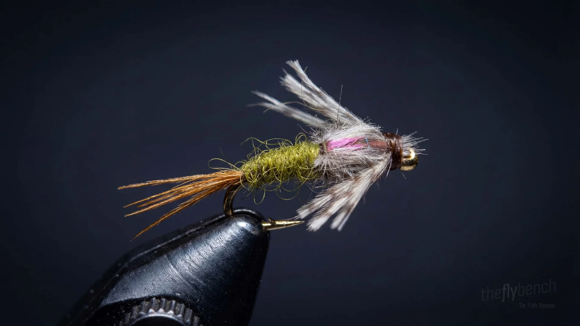 Barr's Emerger fly pattern - imitates Mayflies tied for Trout