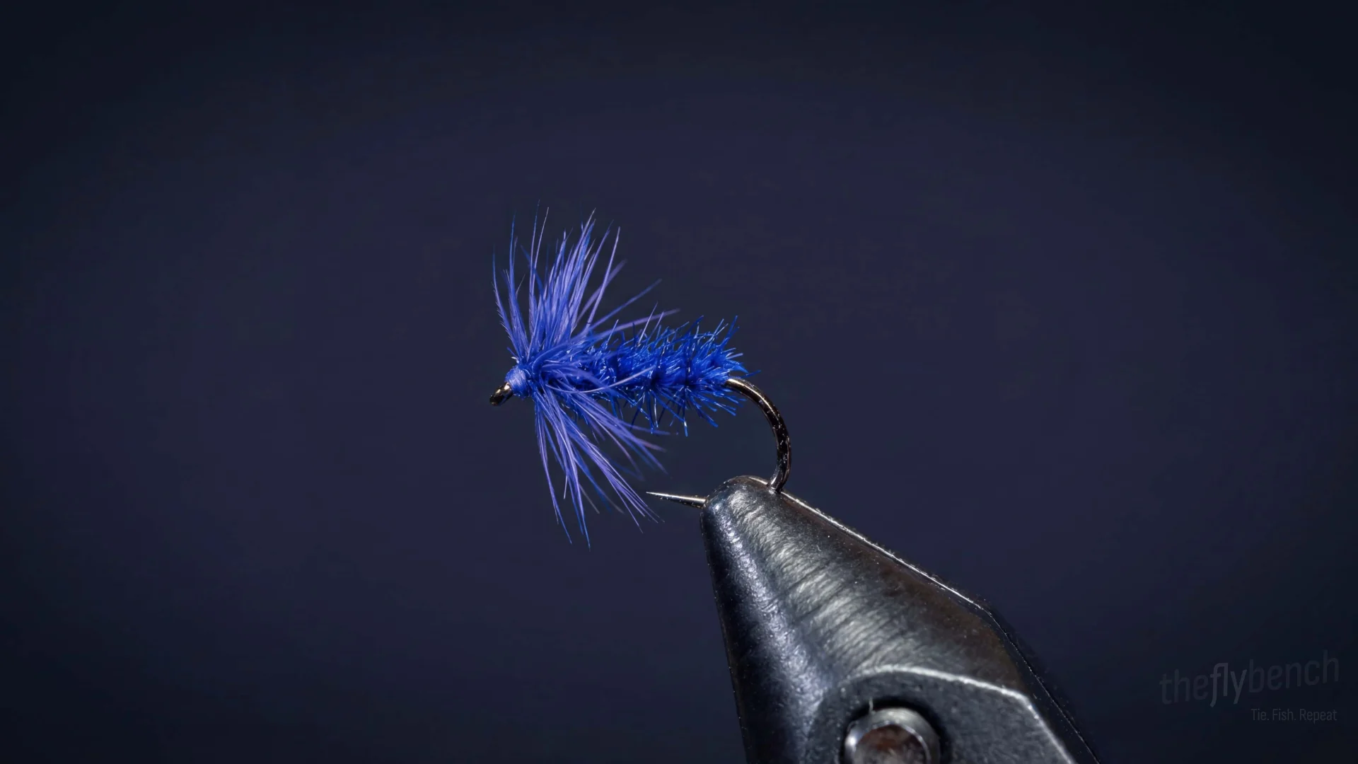 Syl's Midge fly pattern - imitates Midges tied for Trout