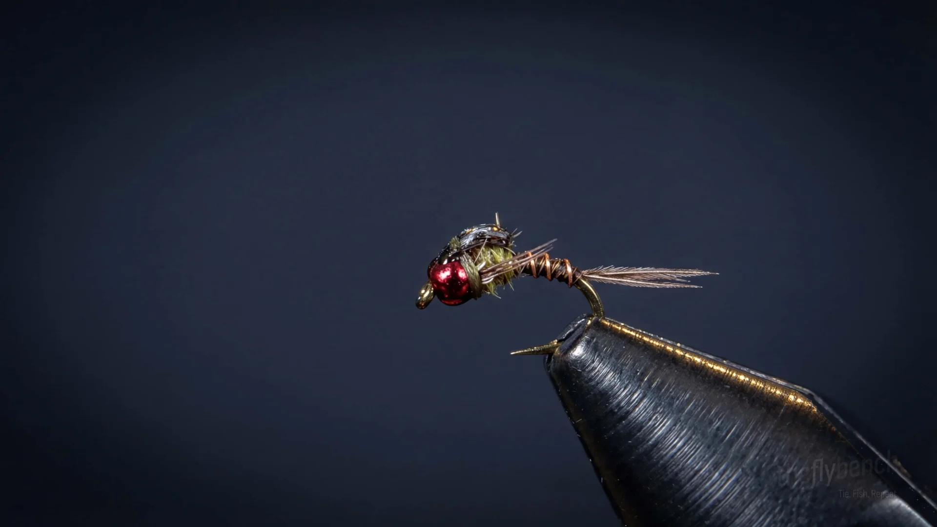 Micro Mayfly fly pattern - imitates Mayfly Nymphs tied for Trout