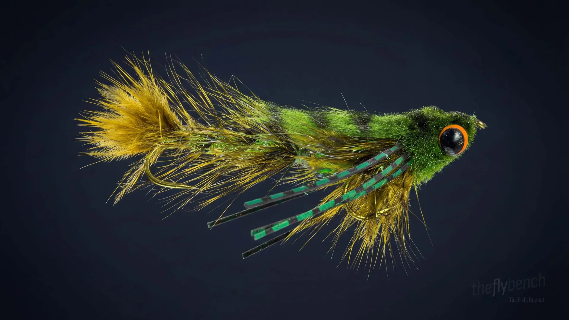 Baby Gonga fly pattern - imitates Baitfish tied for Bass
