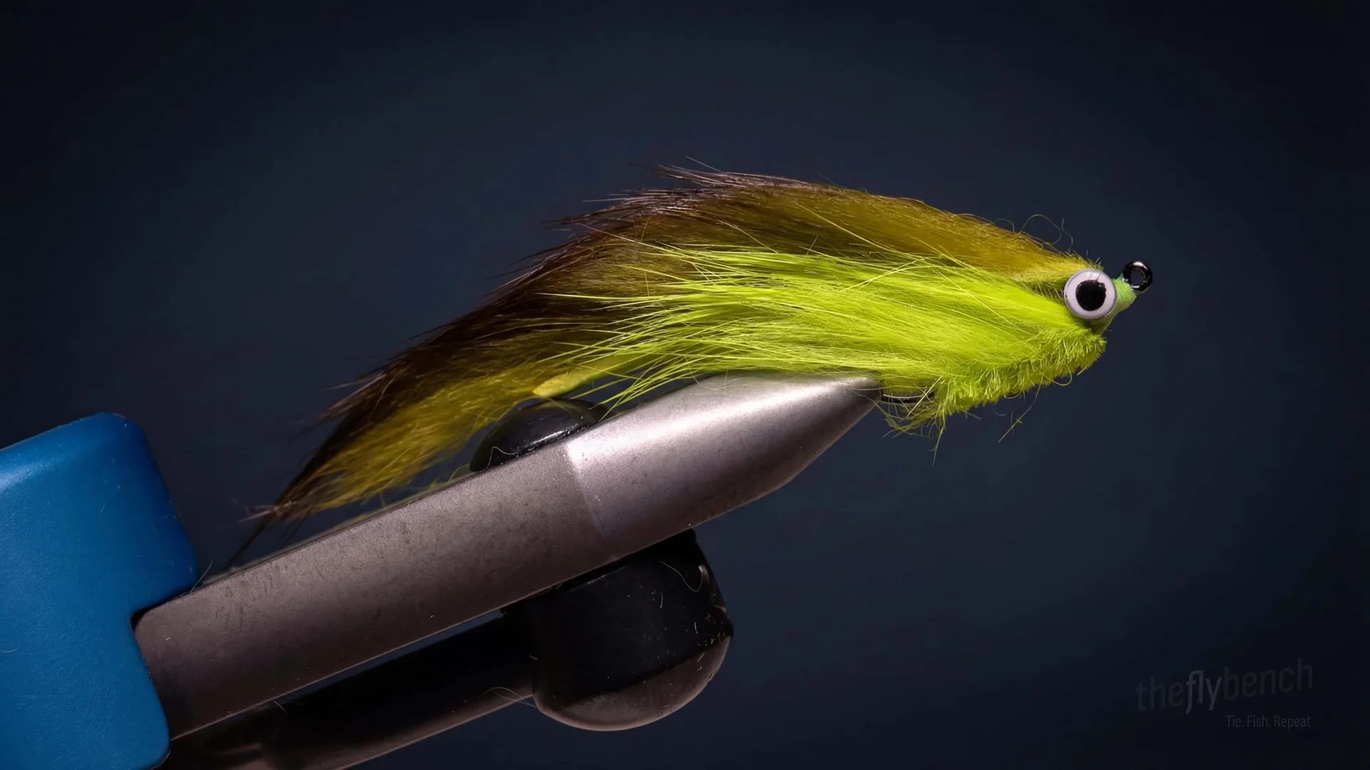 Dumb Bunny fly pattern - imitates Baitfish tied for Trout, Bass, Pike