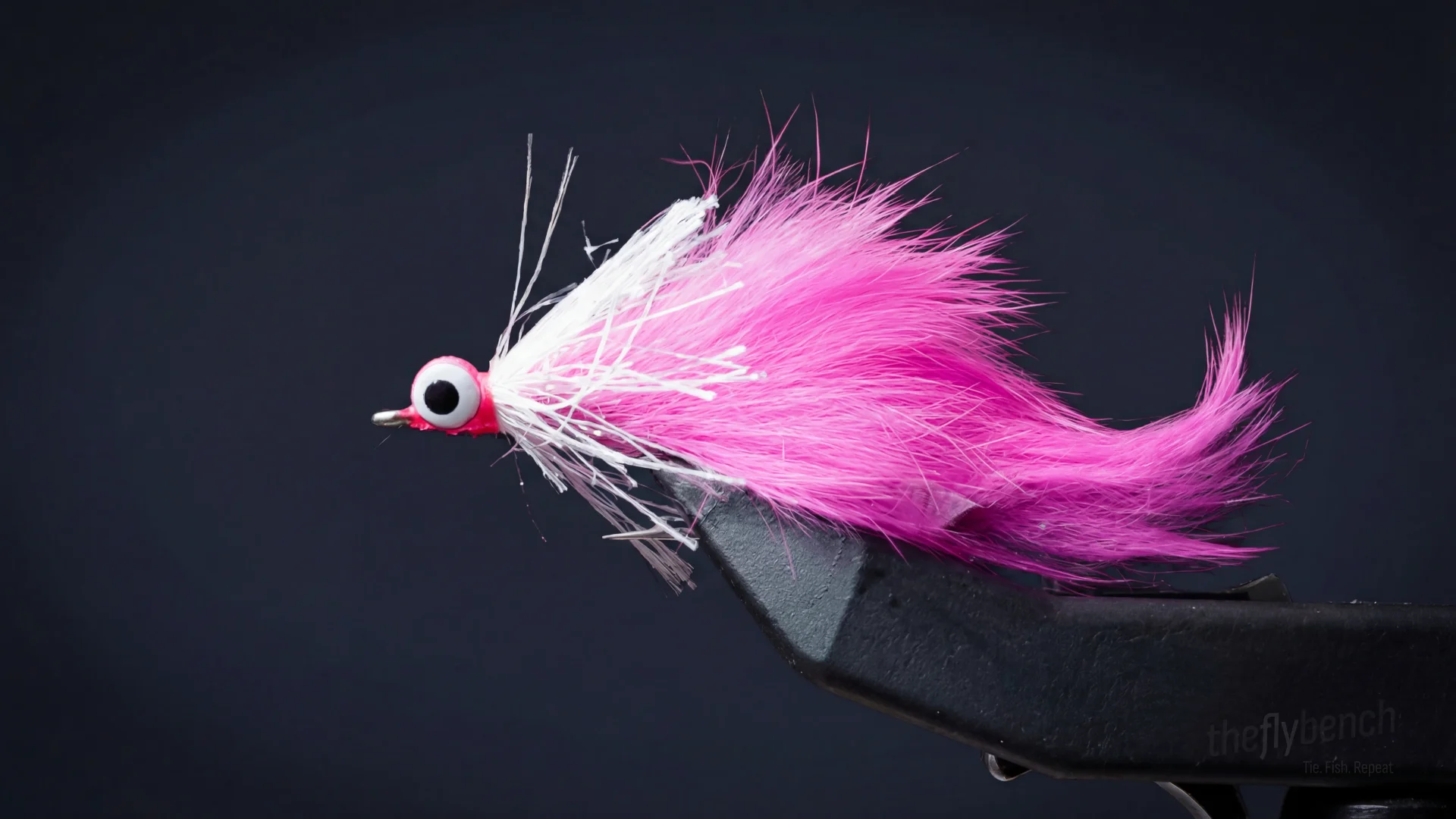 Hareball Leech fly pattern - imitates Leeches, Baitfish tied for King Salmon, Steelhead